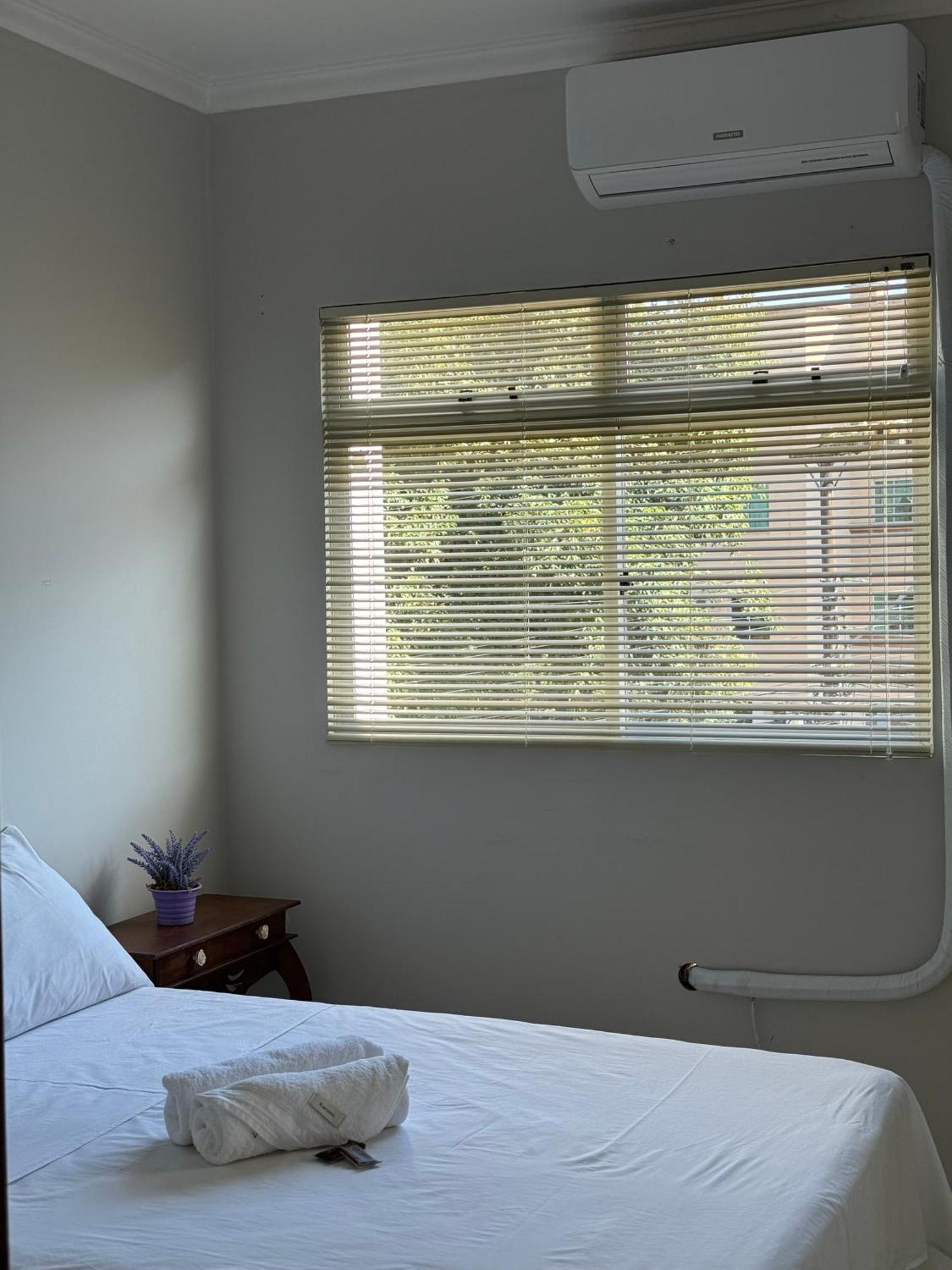 Confortavel Proximo Germanica Apartment
